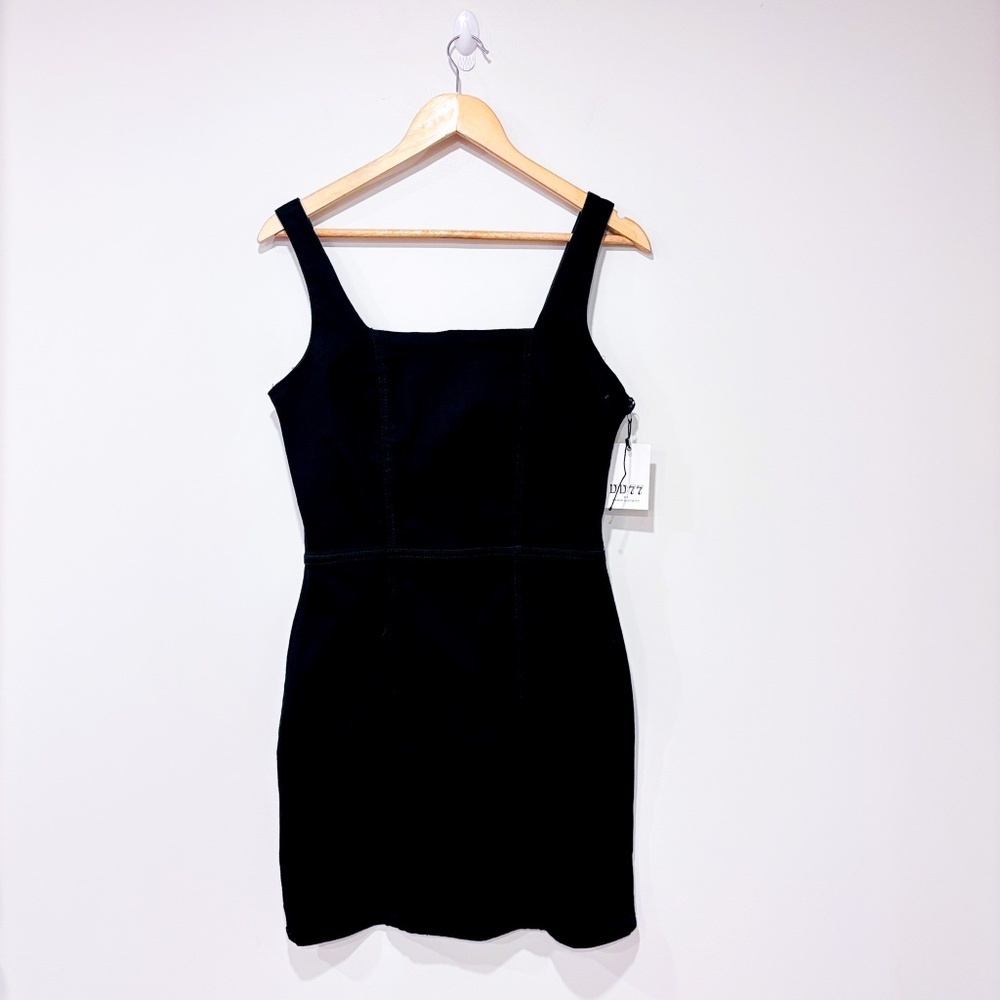 DD77 Black denim fitted dress | Minimalist‎ modern look | Small *